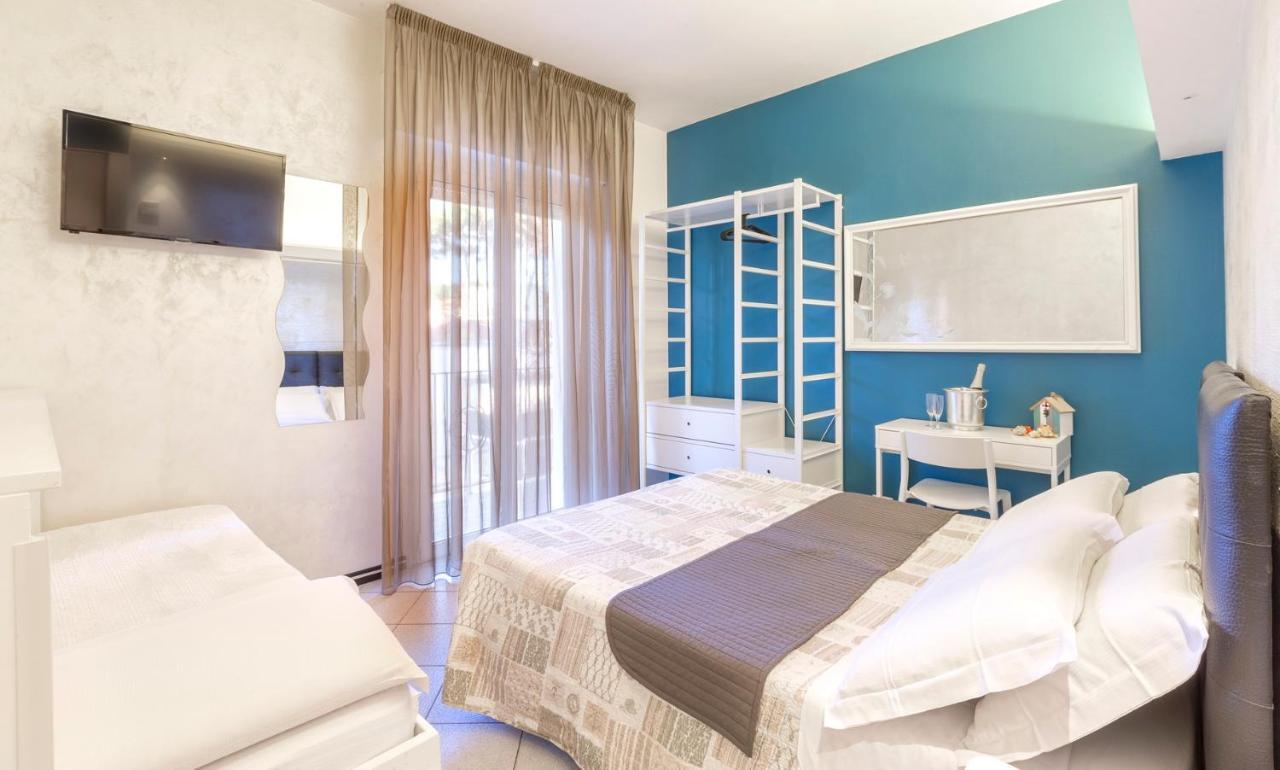 Hotel La Nidiola Riccione Exterior photo